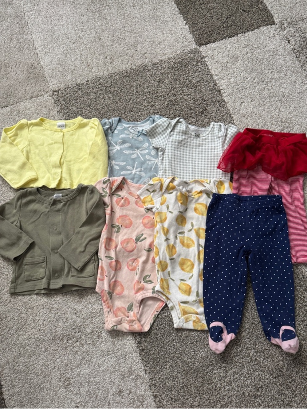 Carter's 8pc set - 9M